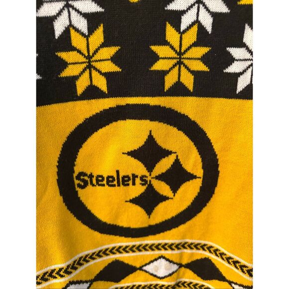 NFL Team Apparel Pittsburgh Steelers Black & Yellow Snowflake V-Neck Sweater sz - Picture 3 of 8